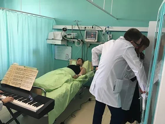 Циркадное освещение и музыкотерапия в Клиническом Институте Мозга